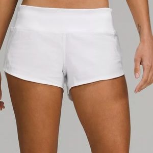 LuluLemon Speed Up Low-Rise Lined Short 2.5" (Size 0)